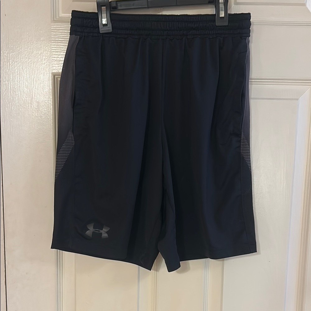 Under Armour Men's Dark Gray Athletic Shorts